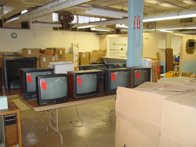 Grossman Auction Pictures From November 8, 2009 - 1305 W 80th St, Cleveland, OH  44102